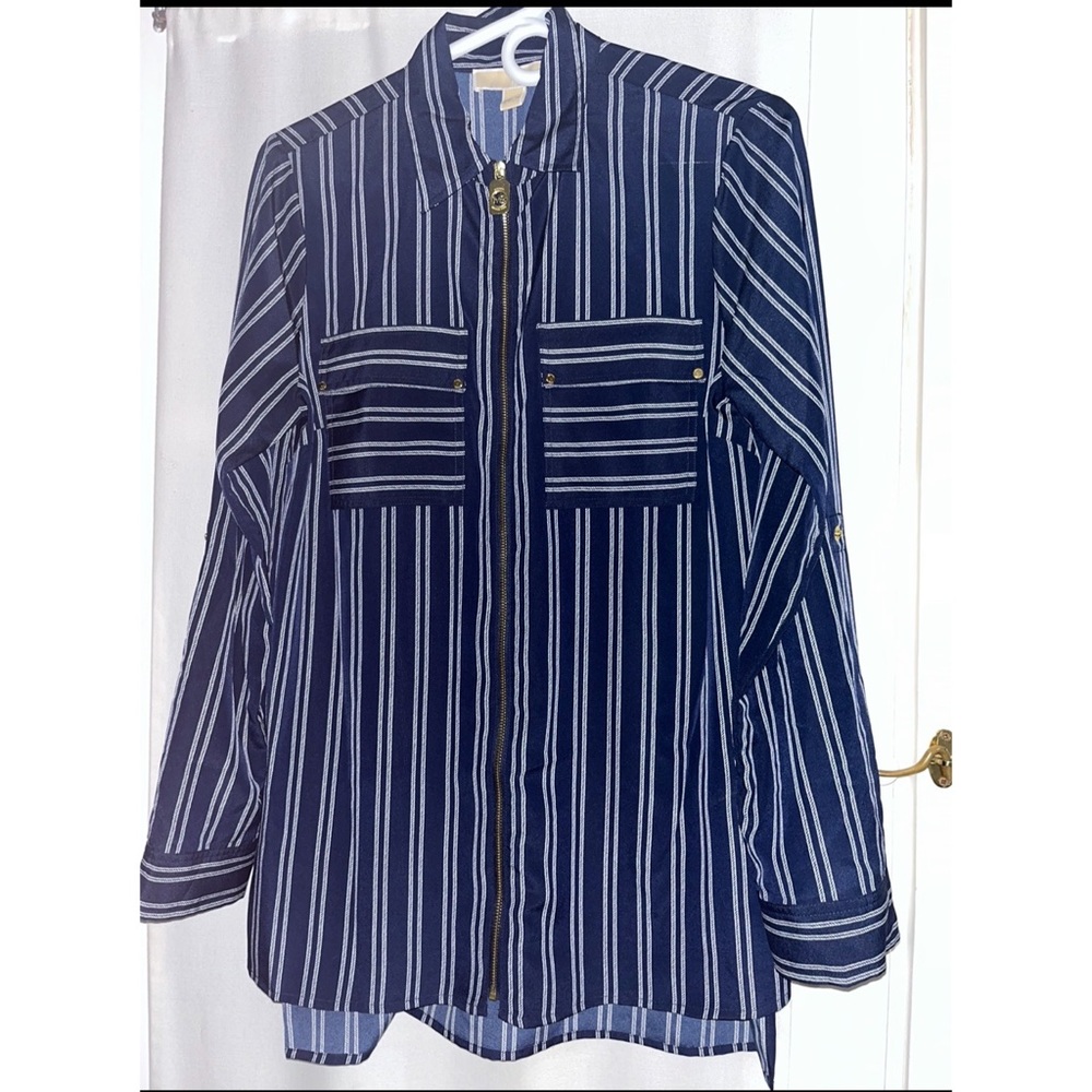 Michael Kors/beautiful jacket silky on inside and out